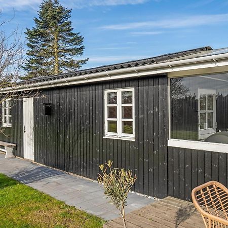 Lovely Home In Otterup With Kitchen Екстер'єр фото